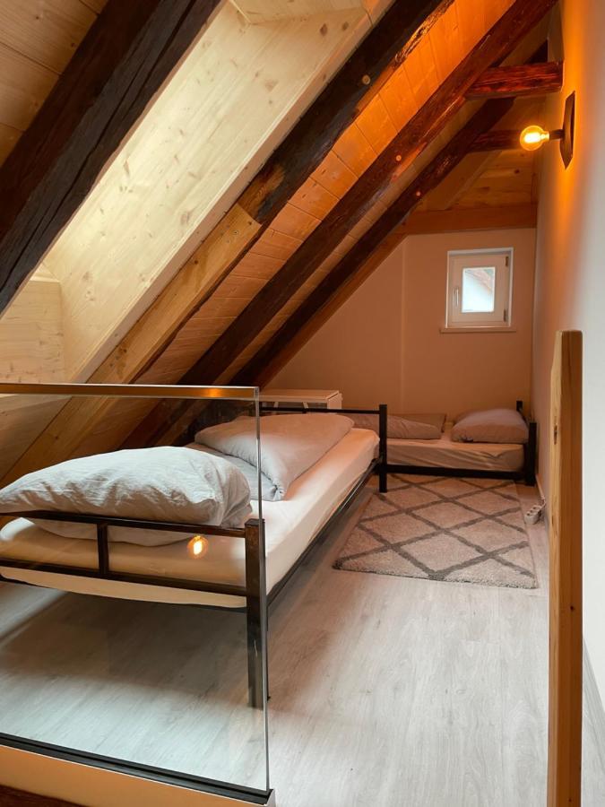 24-7 Hostel